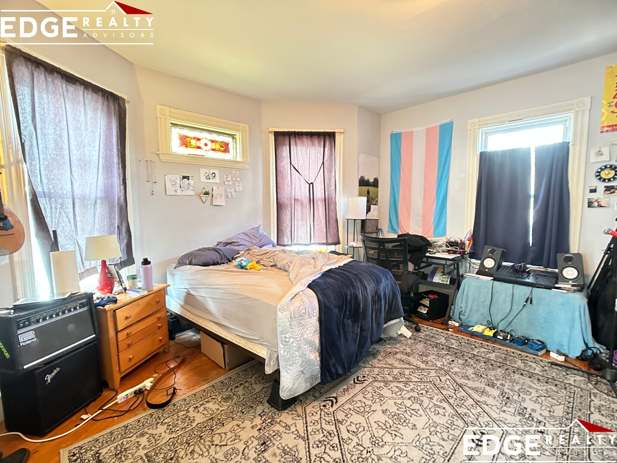 Building Photo - 3 Alcott St