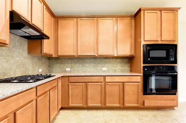 Building Photo - 125 David Duval Ct