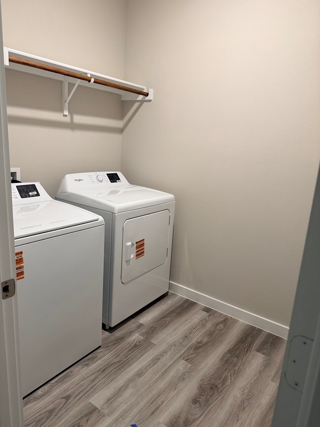 Building Photo - 6418 Patrick Clay Dr