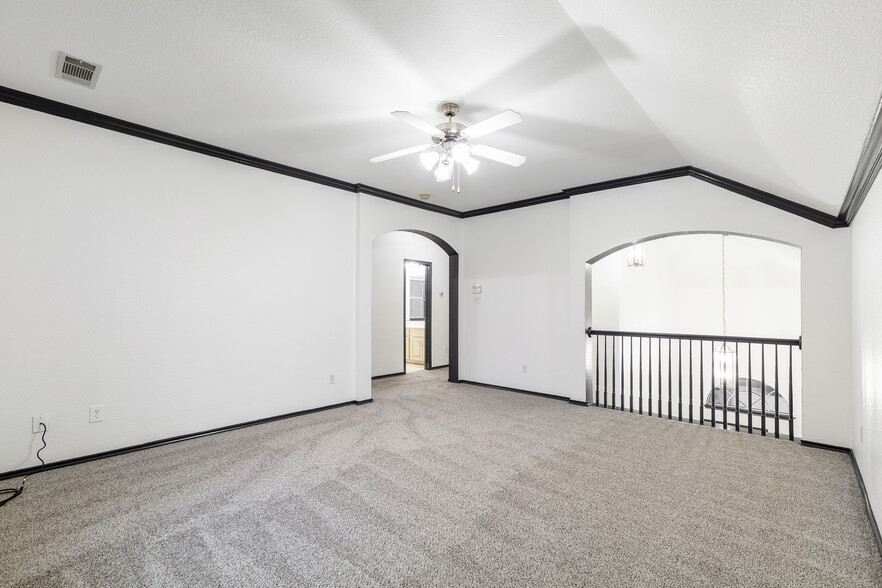 Building Photo - 1022 Shortleaf Pine Dr
