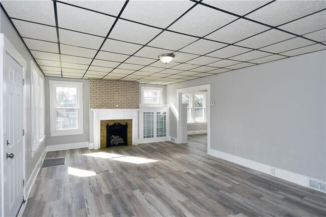Building Photo - 9691 Bellcrest Rd