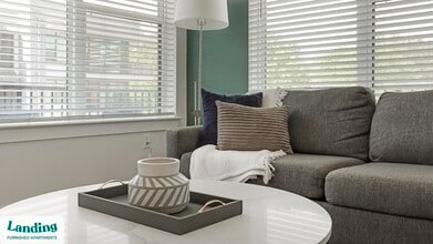 Building Photo - 2201 Glenwood Ave SE