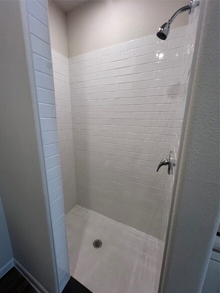 Building Photo - 3050 Viking St