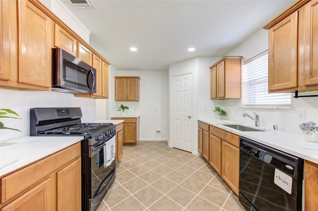 Building Photo - 24626 Cornell Park Ln