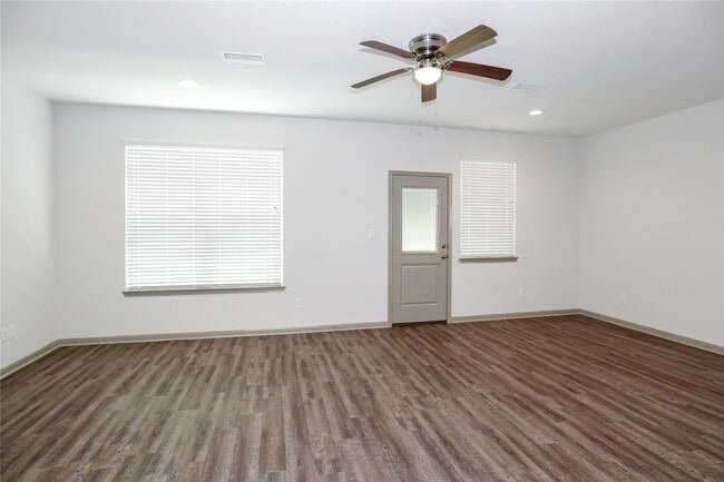 Building Photo - 2702 Appian Wy