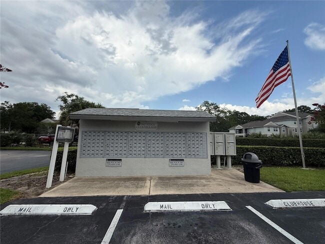 Building Photo - 927 S Pine Ridge Cir