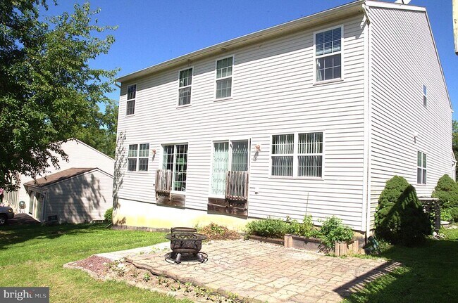 Building Photo - 403 Edgewood Ave