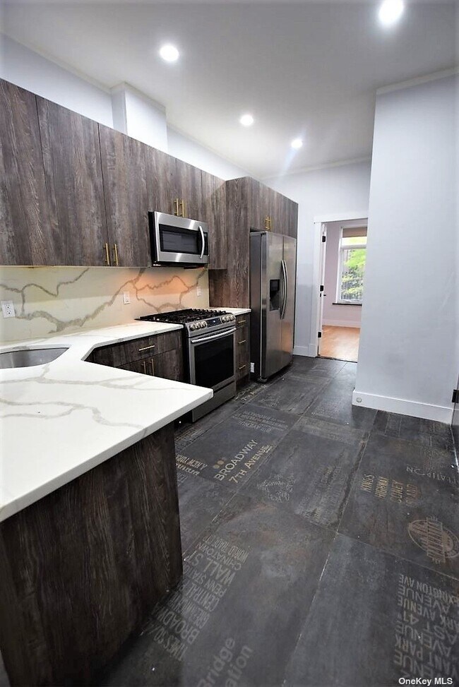 Building Photo - 48-54-54 46th St