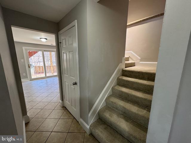 Building Photo - 15661 Montview Dr