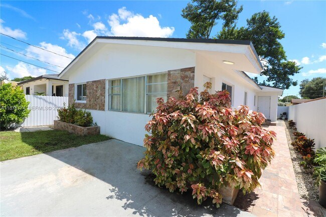 Building Photo - 2126 NW 47th Terrace