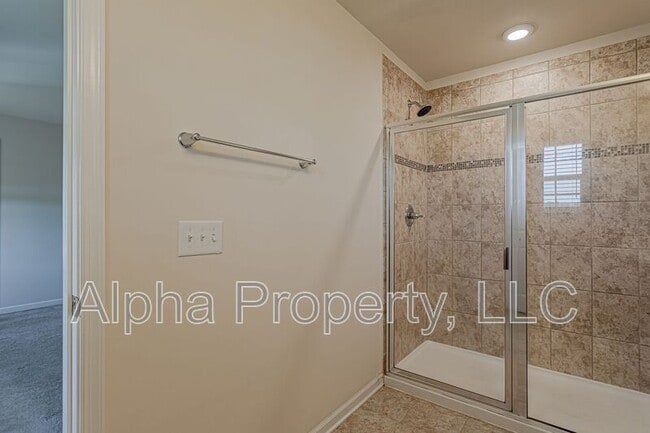 Building Photo - 308 Corday Ln