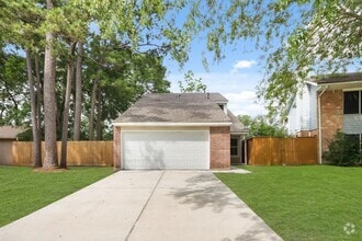 Building Photo - 19511 Pine Echo Dr