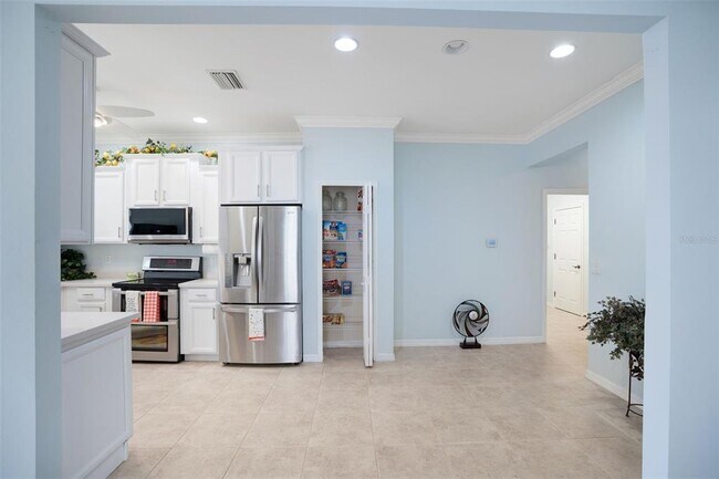 Building Photo - 1410 Maseno Dr