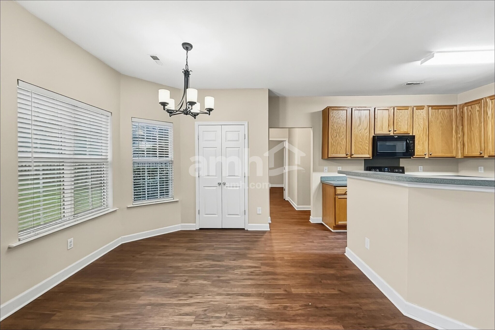 Building Photo - 202 Curico Ln