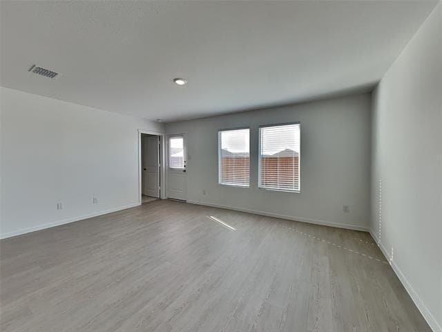 Building Photo - 1813 Equine Retreat Wy