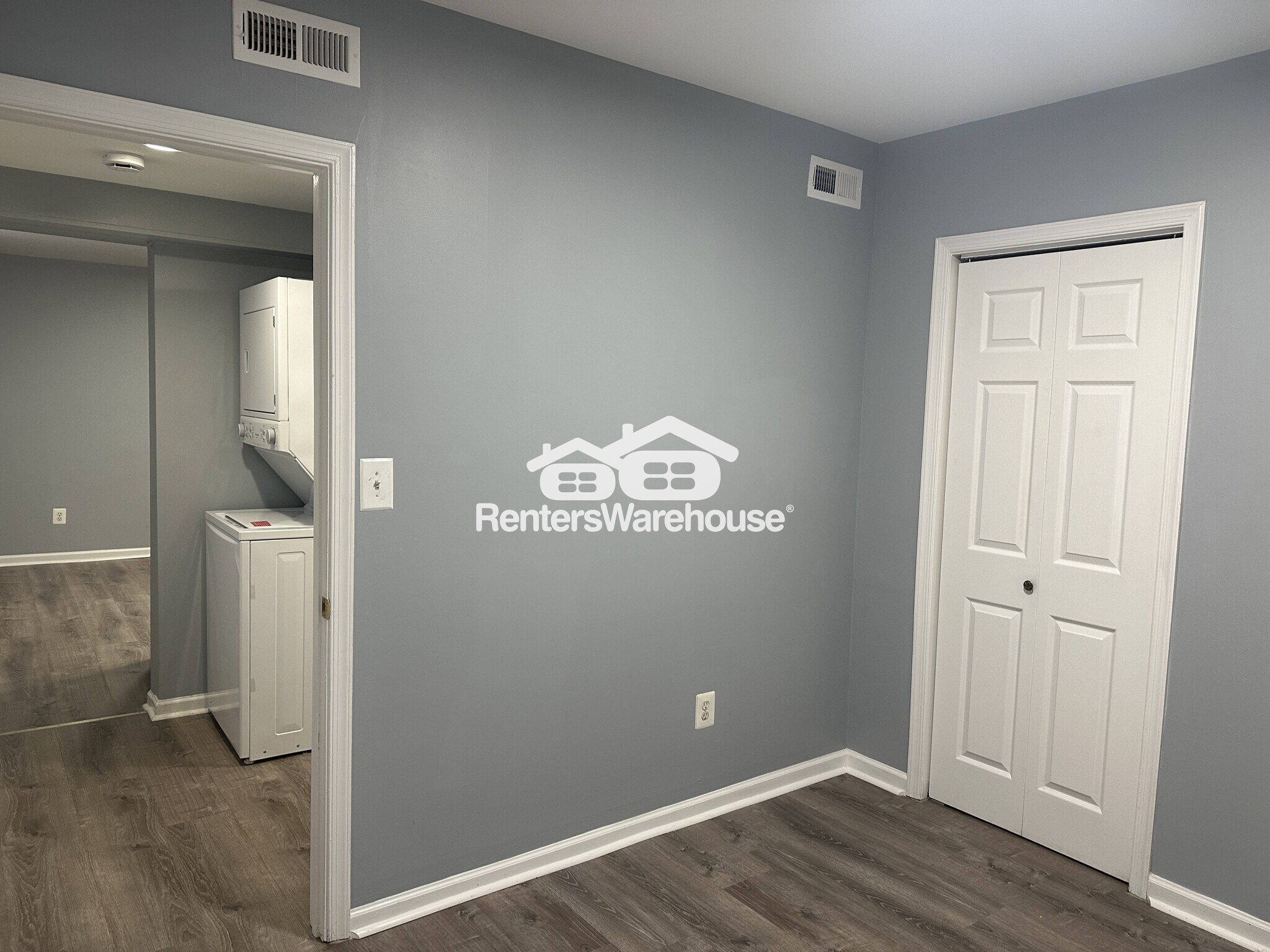 Building Photo - 1503 Cox St