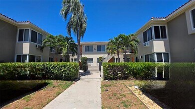 Building Photo - 611 Ponce de Leon Dr