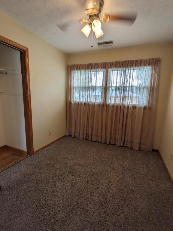 Building Photo - 3515 Melody Ln E