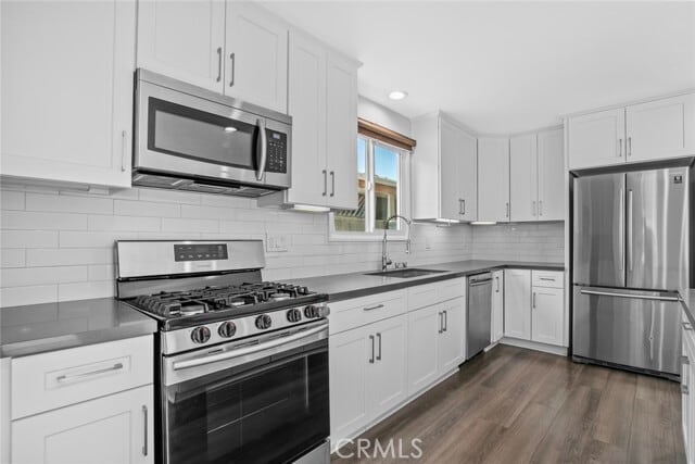 Building Photo - 8008 McLaren Ave