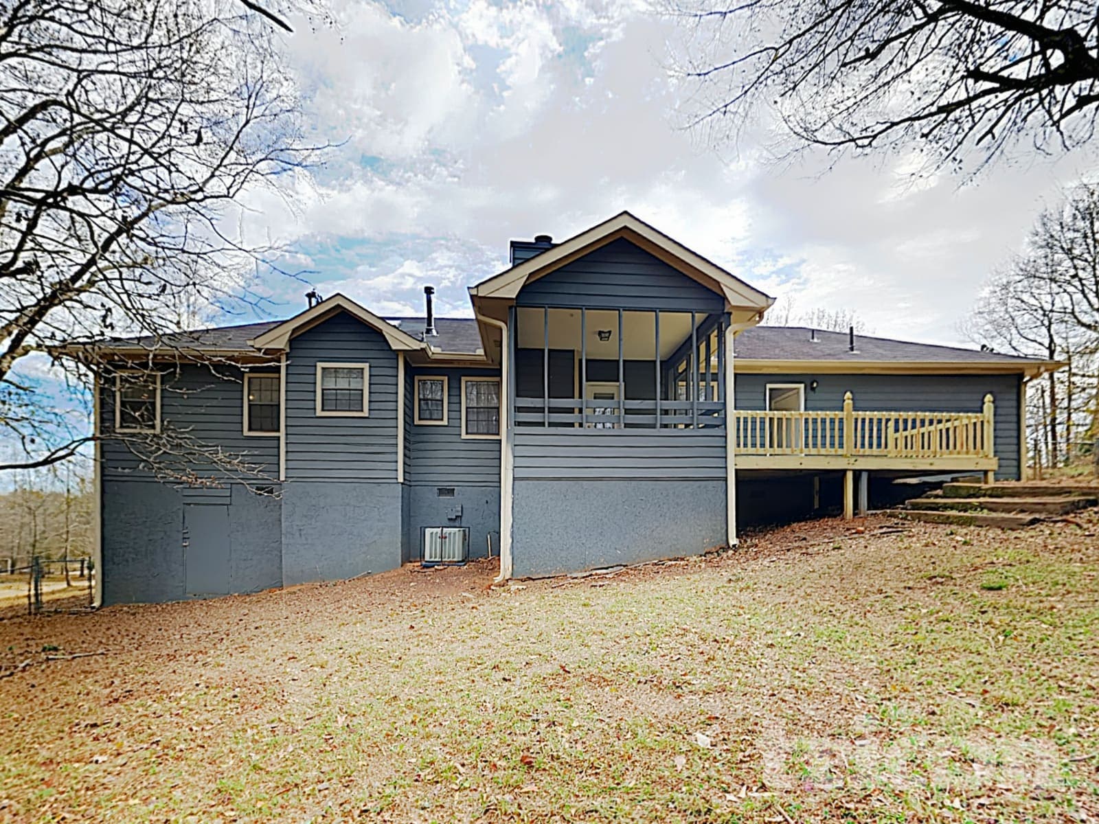 Building Photo - 110 Springvalley Way