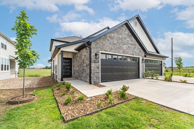 Primary Photo - Newly Built Bentonville Home