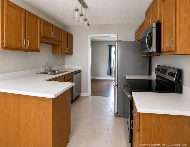 Building Photo - 5133 Thackeray Dr