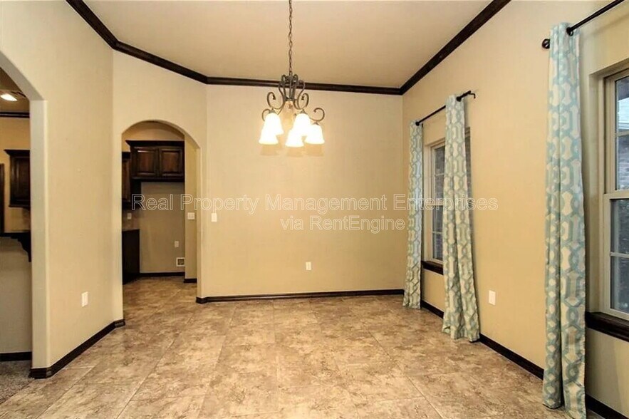 Building Photo - 1661 Appaloosa Dr