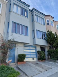 Building Photo - 480