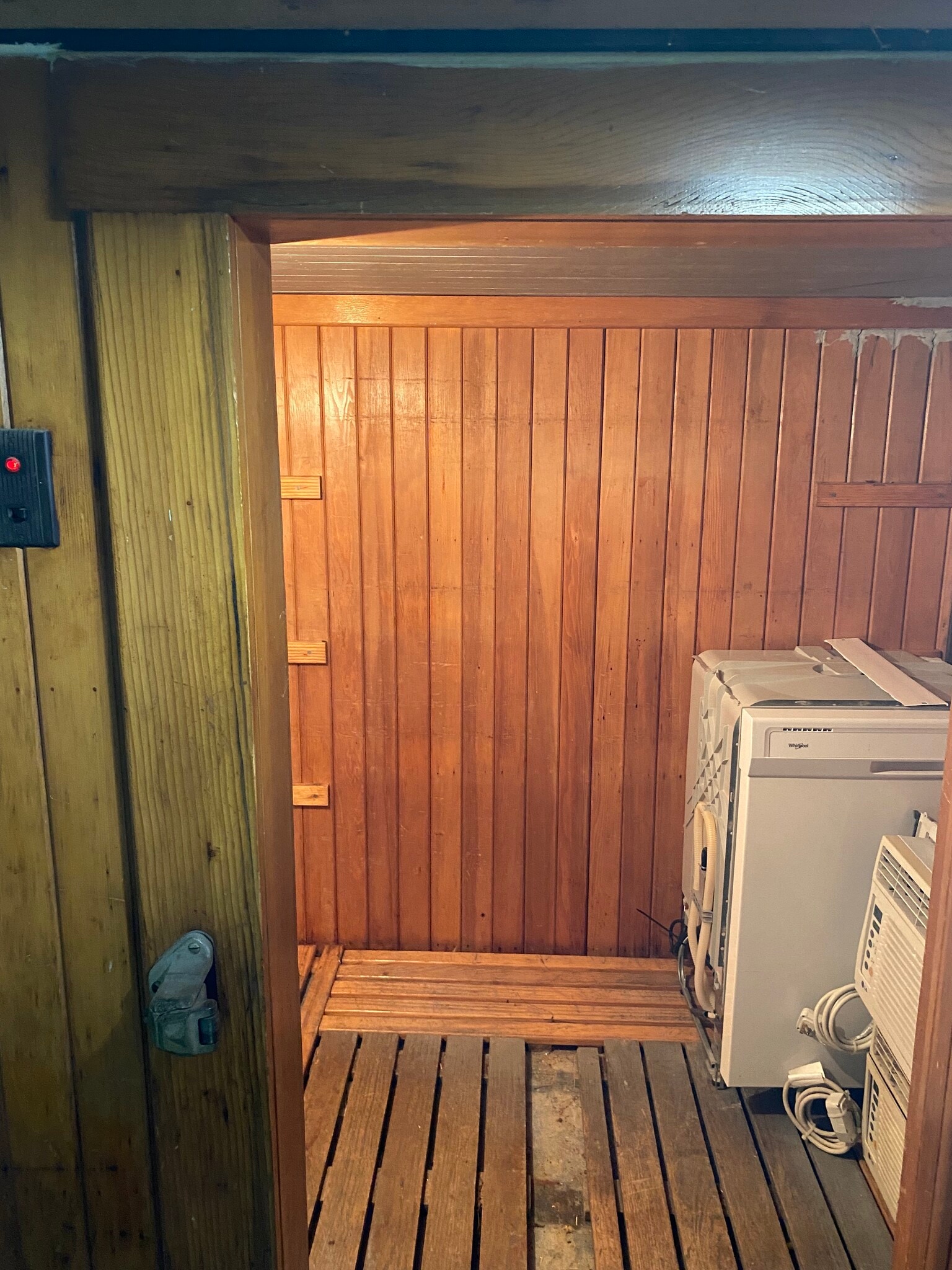 Basement Walk-in Freezer - 3145 Almond St