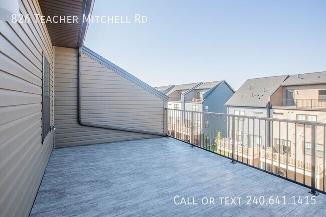 Building Photo - 826 Teacher MItchell Rd