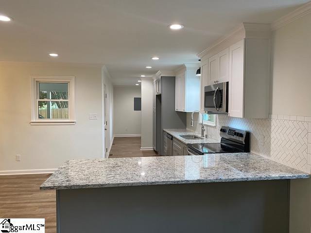 Building Photo - 203 Pleasant Dr