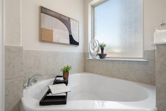 Building Photo - 744 Patriot Ln