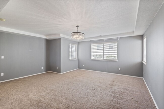 Building Photo - 14081 SW Viewpoint Ct