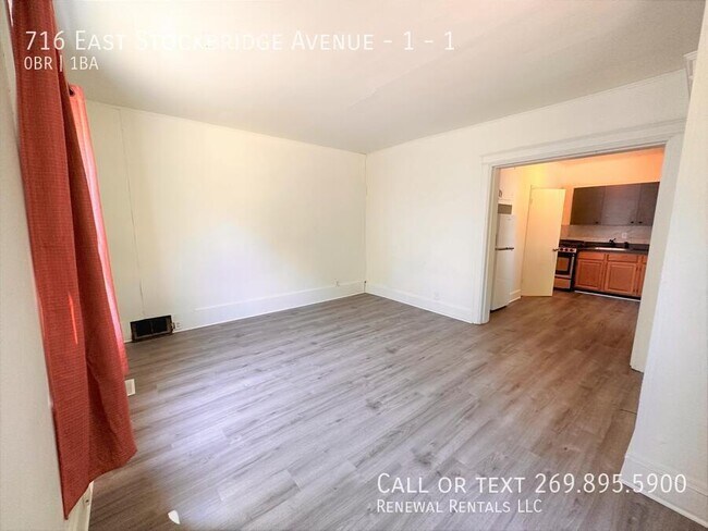 Building Photo - 716 E Stockbridge Ave