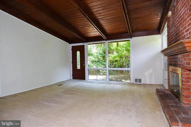 Building Photo - 3415 Gallows Rd