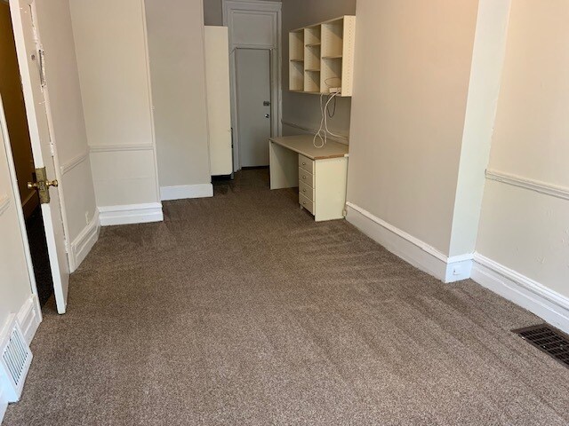 Building Photo - 3947 Baltimore Ave