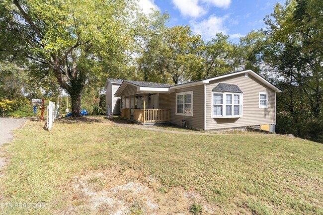 Building Photo - 770 Mahoney Rd