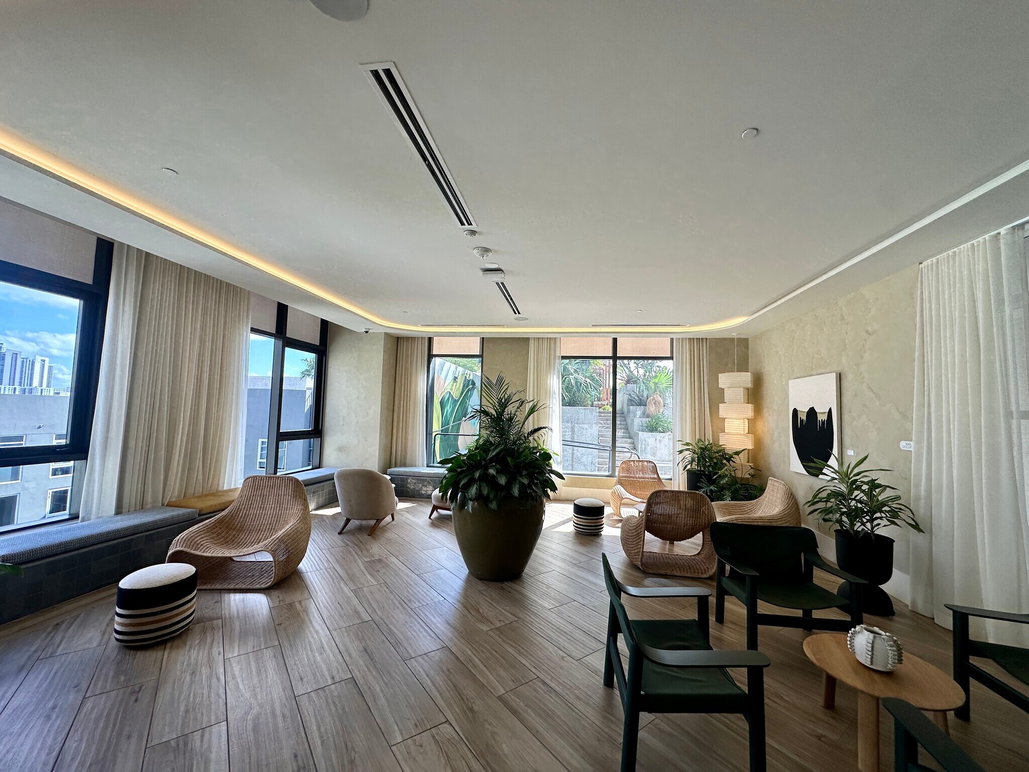 Building Photo - 337 NW 31st St