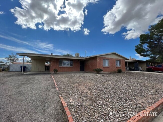 Building Photo - 6848 E Mary Dr