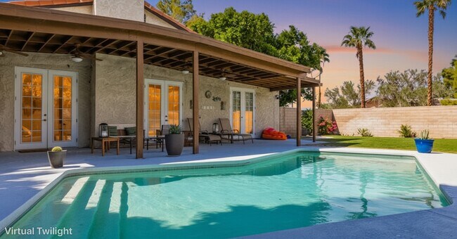 Building Photo - 27500 Avenida Quintana