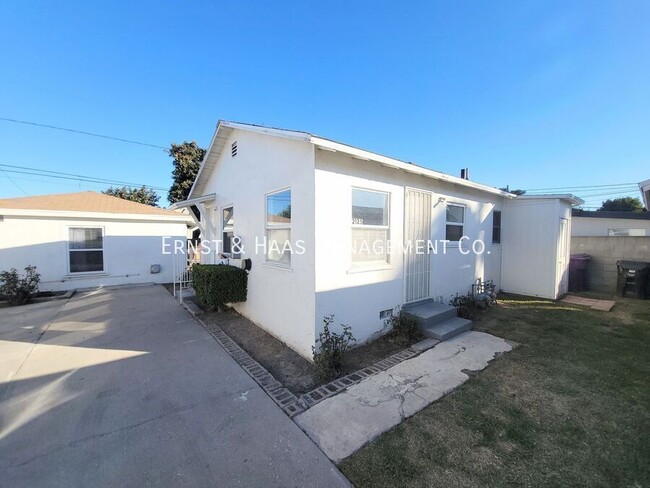 Primary Photo - Fabulous Bungalow Home Located in Upper We...