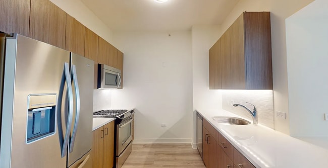 Building Photo - 455 N Park Dr