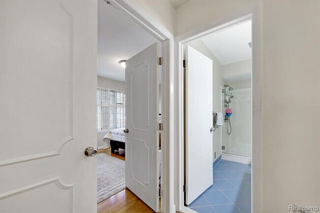 Building Photo - 2050 Wickham St