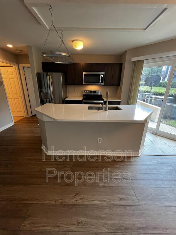Building Photo - 8071 Cedar Glen Dr