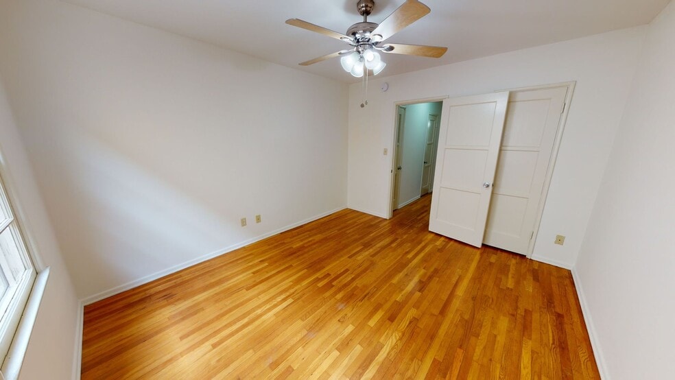 Interior Photo - MCC