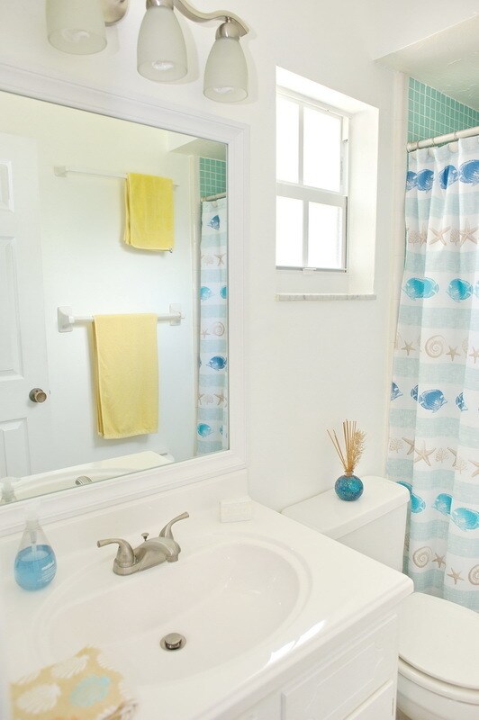 Building Photo - Naples Park - 3 Bedroom/2 Bath - Annual Re...