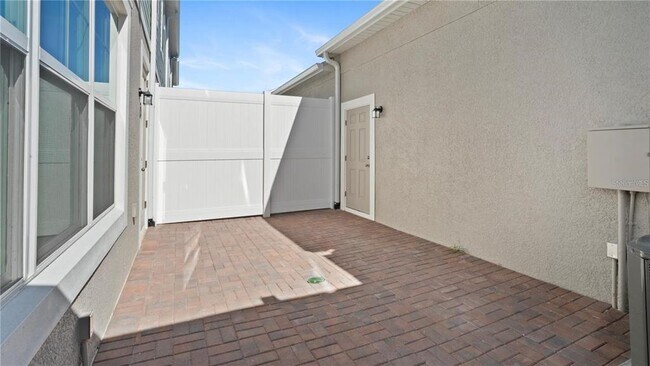 Building Photo - 7387 Mezzano Ln