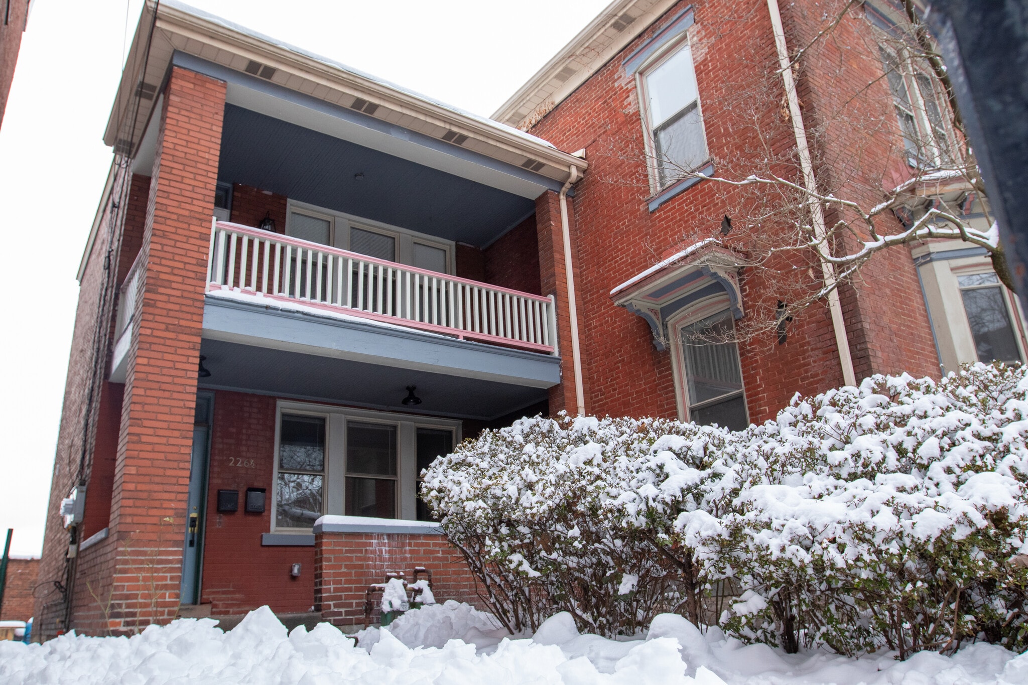 Building Photo - 226 45th St