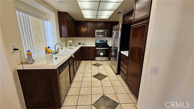 Building Photo - 5584 Osborne Ct