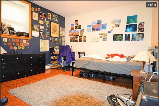 Building Photo - 73 Thatcher St